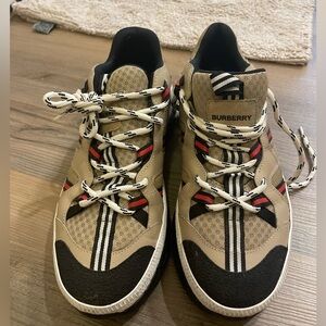 Burberry Women's "LOW TOP" Multi-Color Sneakers Hiking Shoes